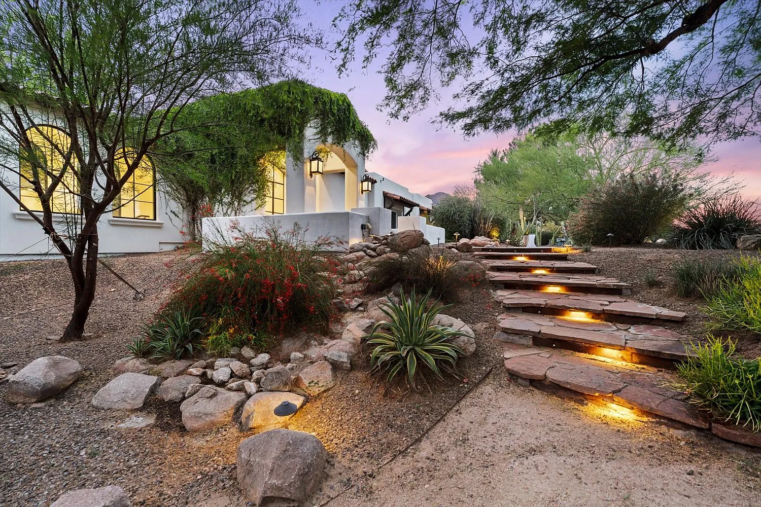 5 bed, 5.5 bath, 6425 sqft, $25,000 — Photo 4