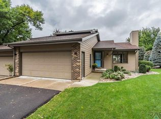 704 E 57th St #3, Sioux Falls, SD 57108