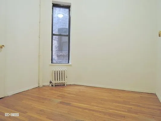 Rented by Corcoran | media 21