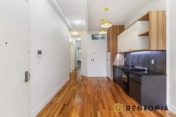 Rented by Rentopia | media 12