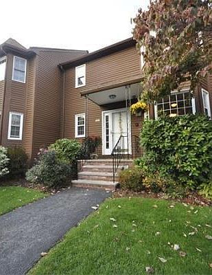 1st image of 404 Sherwood Forest Ln