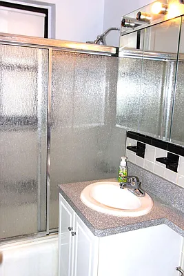 Sold by Superior Realty Service | media 25