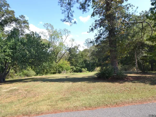 6876 Barrow Hill Dr, Saint Francisville, LA 70775