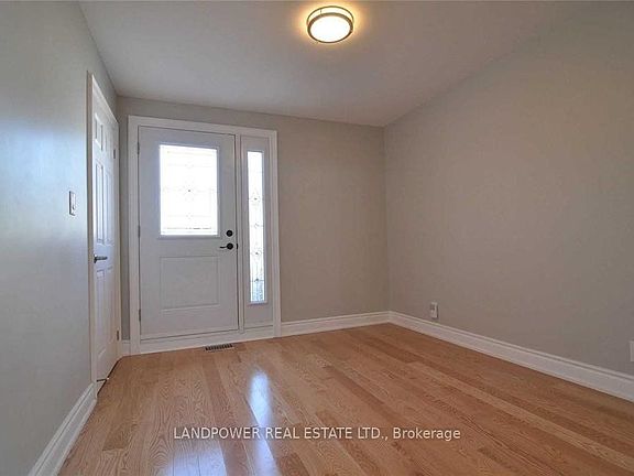 2nd image of 140 Manning Ave