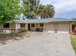 318 N Recreation Ave, Fresno, CA 93702