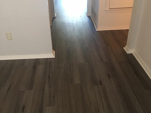 hall from living room to dining and kitchen
