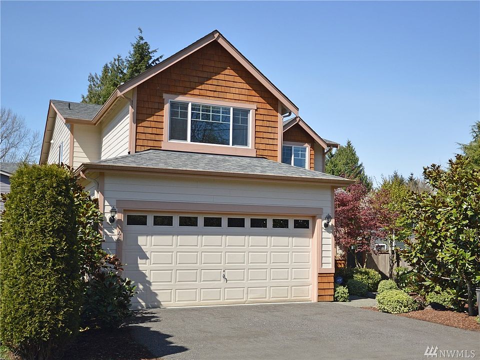 1st image of 457 1st Ave NW