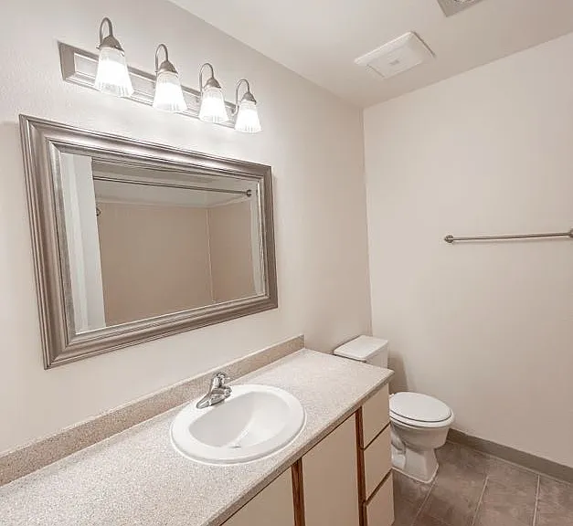 Stone Creek Apartments Beaverton — Photo 30