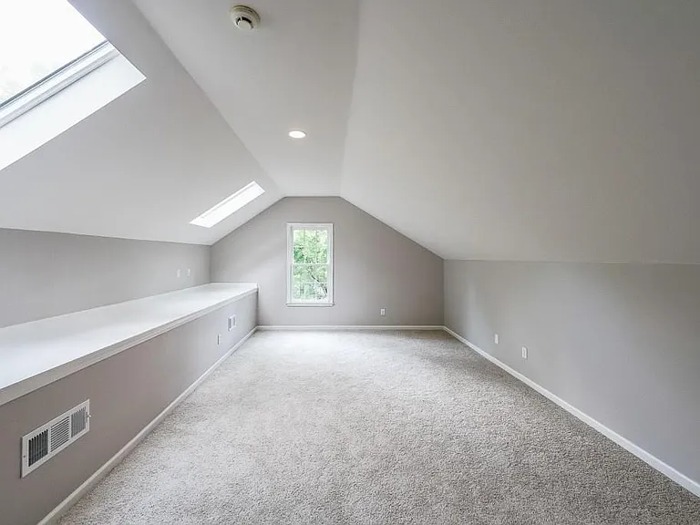 120 Heritage Ct — Photo 25