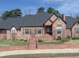 603 Castlegate Loop, Russellville, AR 72802