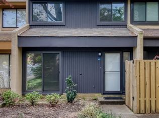 2168 Cartwright Pl, Reston, VA 20191