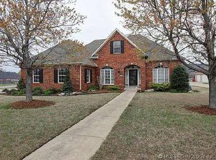 8902 N 131st East Ave, Owasso, OK 74055