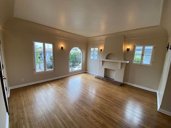 4th image of 1508 E 5th St APT C