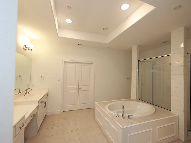 124 Canonbury Dr — Photo 14