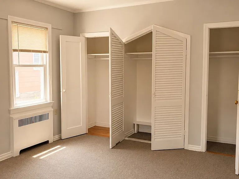 135-11 122nd Pl #1 — Photo 9