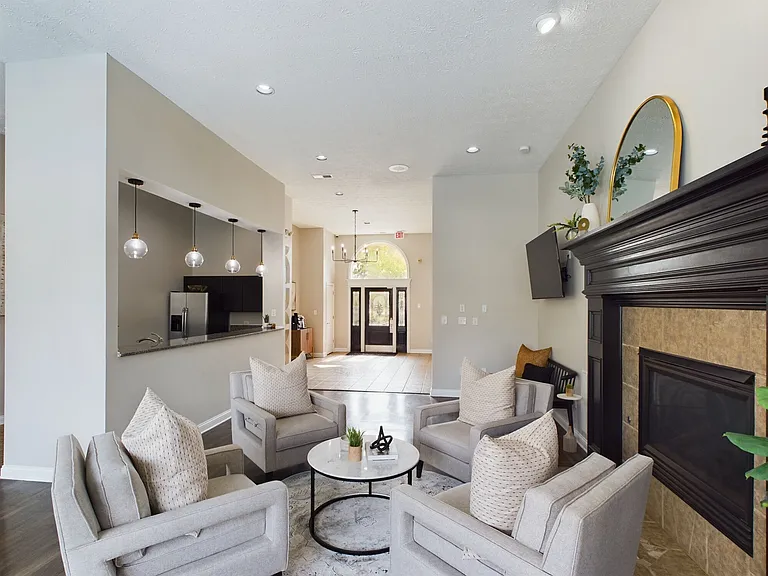 Stone Ridge Flats and Townhomes — Photo 12