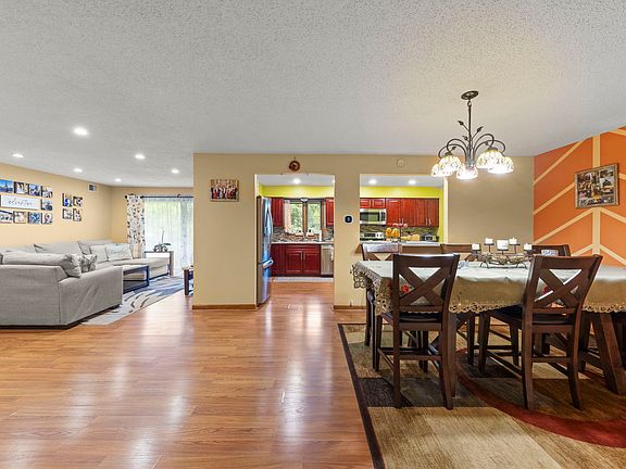 3rd image of 10965 S 84th Ave APT 3C