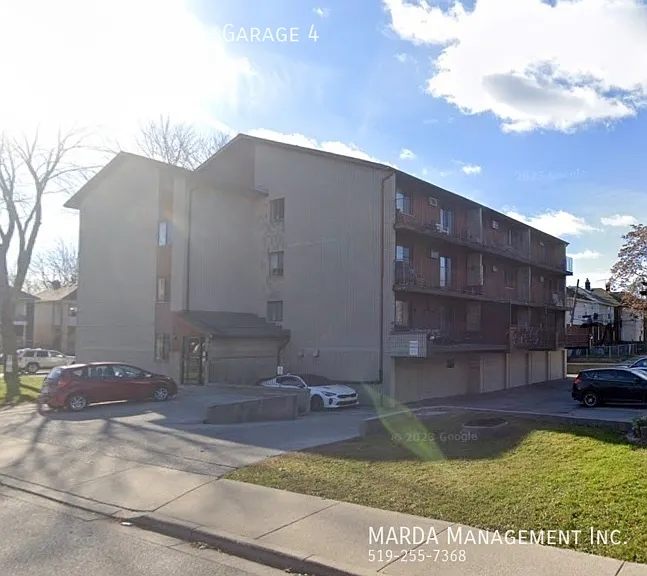 1191 Lillian Ave #4 — Photo 1