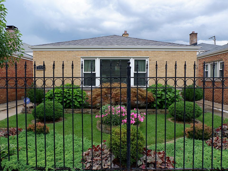 1st image of 2725 W Bryn Mawr Ave