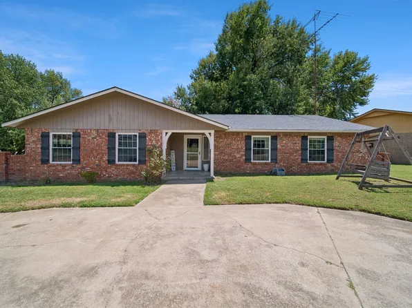 412 Beaumont Ct, Cleveland, OK 74020