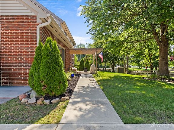 2nd image of 2439 Arborwood Dr