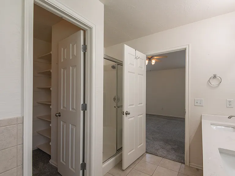 17405 Bronze Ln — Photo 22