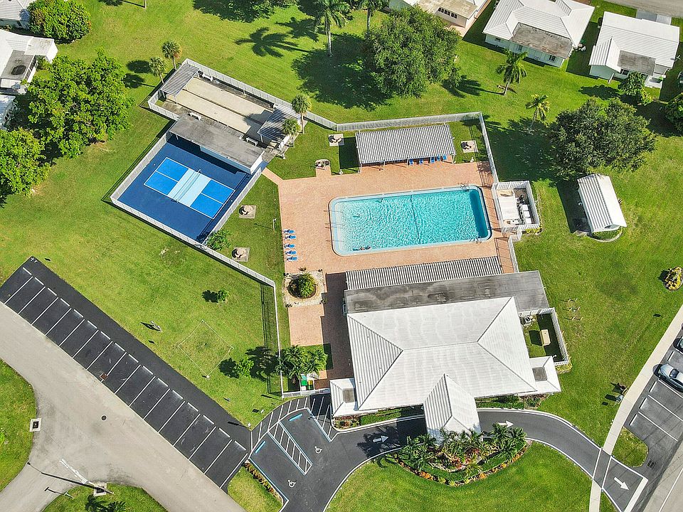 1st image of 7204 NW 71st Avenue