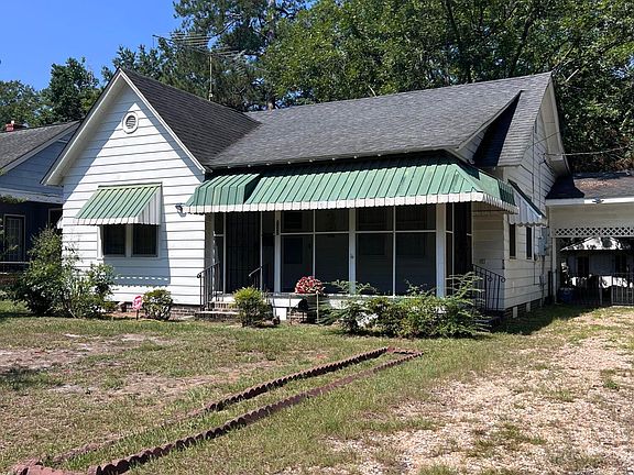 3rd image of 332 N Magnolia St