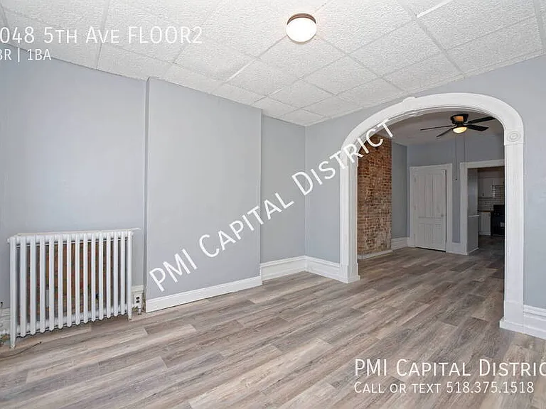 1048 5th Ave #2 — Photo 5