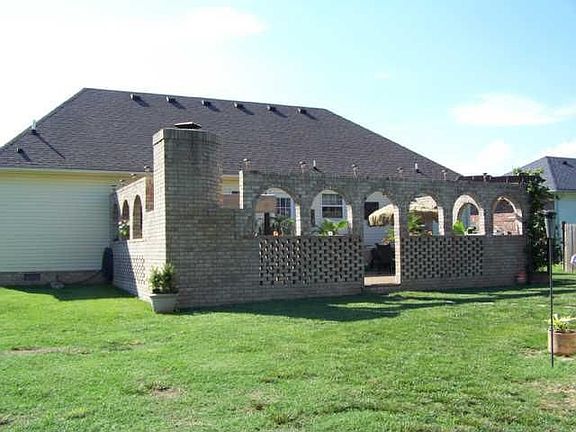 3rd image of 133 Summerlin Dr