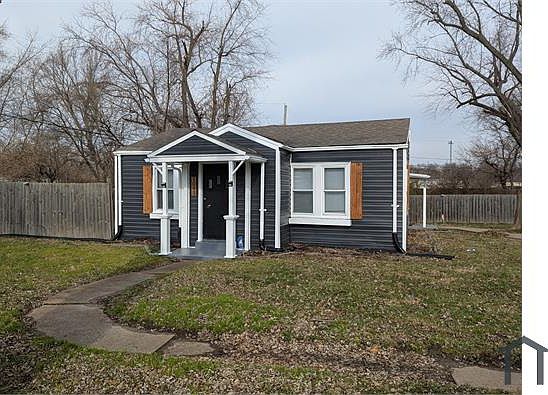 2nd image of 1043 Farmview Dr