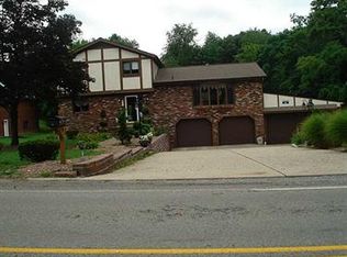 105 Wetzel Rd, Glenshaw, PA 15116