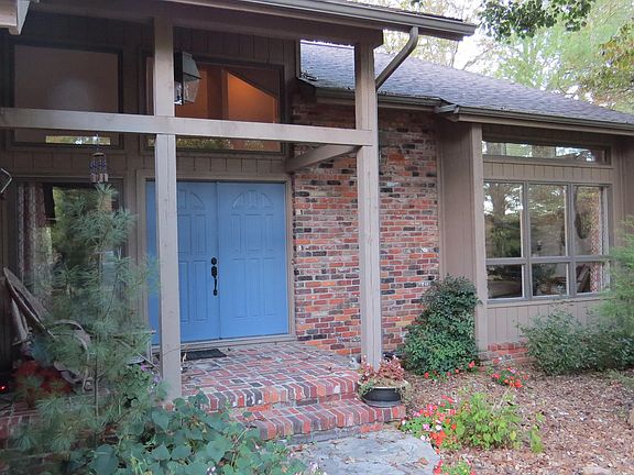 4th image of 64 Wildwood Ln
