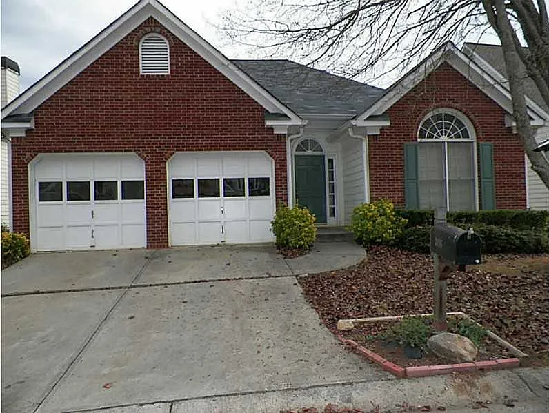 2096 Drogheda Lane — Photo 1