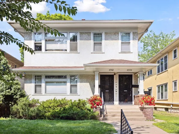 4540 Grand Ave S, Minneapolis, MN 55419