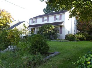 37 Horsham Rd, Hatboro, PA 19040