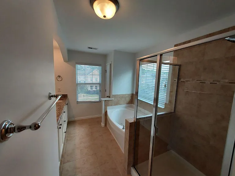 608 Stapleford Ln — Photo 27