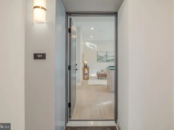 933 North St NW Floor 1-01, Washington, DC 20002