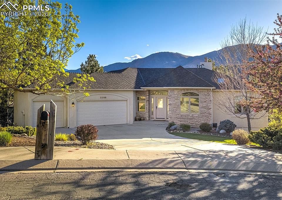 1st image of 2285 Angelbluff Ct