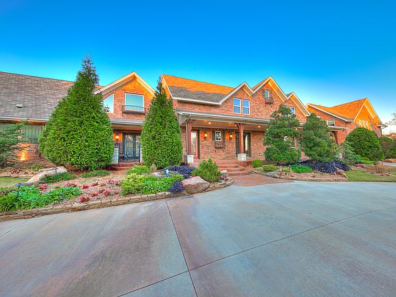 5th image of 1401 Wandering Oaks Ln