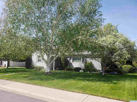 2nd image of 1935 Hetrick St