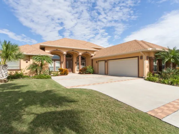 52 Laguna Madre Dr, Laguna Vista, TX 78578