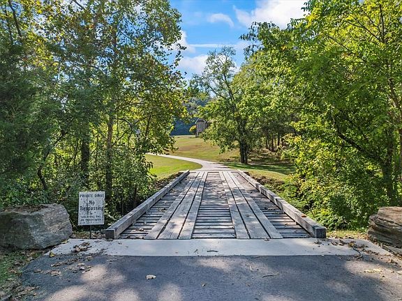 21st image of 7478 River Road Pike