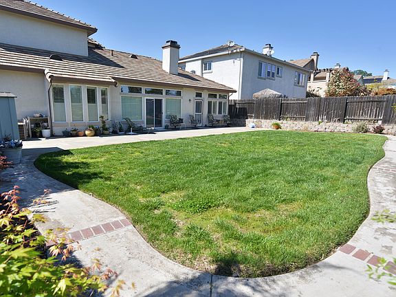 3rd image of 1868 Grazziani Way