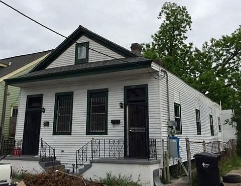 4th image of 1725 Laharpe St #1