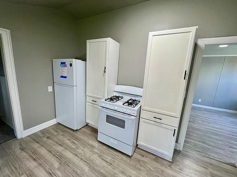 4212 Apple Ave #2 — Photo 7