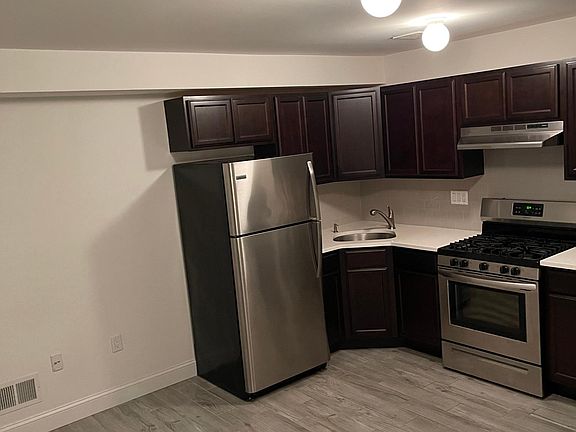 2nd image of 23 Serena Ct, Staten Island, Ny 10312