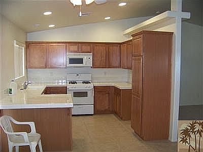 4th image of 66290 Flora Ave