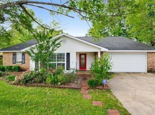 6030 S Vista Dr, Gulfport, MS 39507