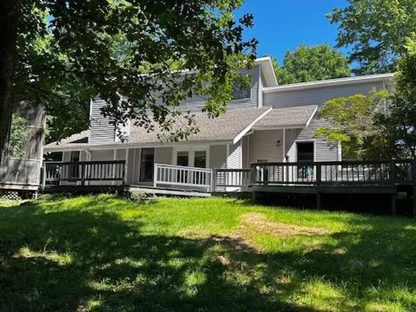 2060 Fernwood Dr, Madisonville, KY 42431